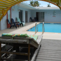 Sunshine Island Inn thumbnail 13