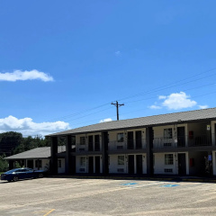 Super 8 by Wyndham Picayune thumbnail 18
