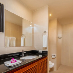 Surin Sabai Condominium 2 thumbnail 9