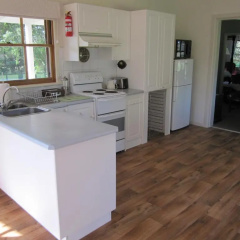 Sutton Forest Cottage thumbnail 11