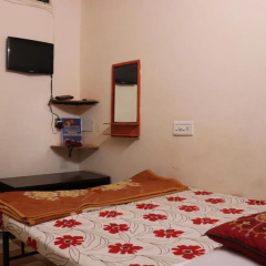 Govind Hotel thumbnail 30