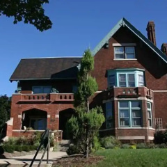 The Brumder Mansion thumbnail 22