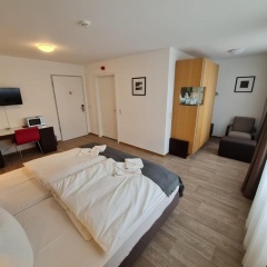 Check-Inn Hotel - Offenbach - Bild 3