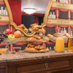 Hôtel Sacha - Bild 14
