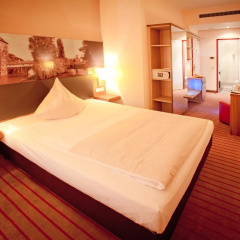 NOVINA HOTEL Tillypark - Bild 3