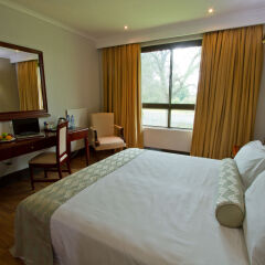 Protea Hotel by Marriott Livingstone in Livingstone, Zambia from 238$, photos, reviews - zenhotels.com guestroom photo 5