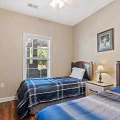 Arbor Trace Condo #812 thumbnail 6