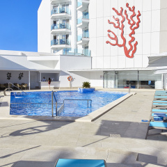 Universal Hotel Perla - Bild 17