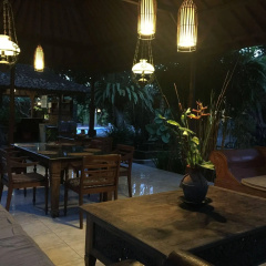 Bumi Ayu Bungalows - Bild 20