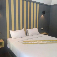 Phi Phi Sea and Hill - Bild 3