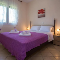 Mantos Apartment thumbnail 2
