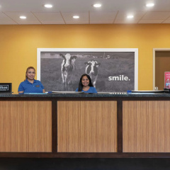 Hampton Inn Marion thumbnail 21