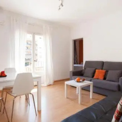 Sagrada Familia Apartment thumbnail 5