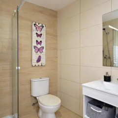 Xiri Beach House thumbnail 5