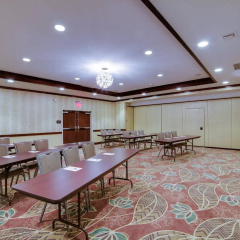 Hampton Inn & Suites Philadelphia/Bensalem thumbnail 14