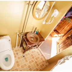 Yi's Hostel thumbnail 13