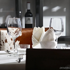 Petit Palace Hotel Tres - Bild 12