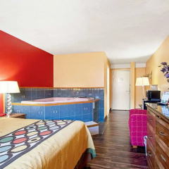 Econo Lodge thumbnail 26