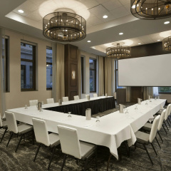 Embassy Suites By Hilton Pittsburgh Downtown thumbnail 23