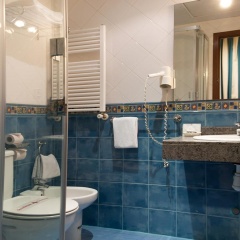 Hotel Cantón - Bild 13