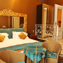 Pesaro Palace - Bild 7
