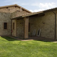 listing card gallery