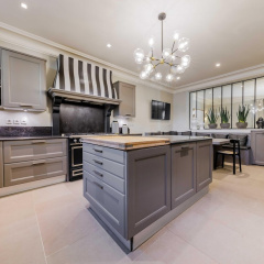 Luxury Mansion With Garden in Heart of Neuilly - Bild 17