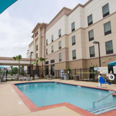Hampton Inn & Suites by Hilton Houston North IAH thumbnail 14