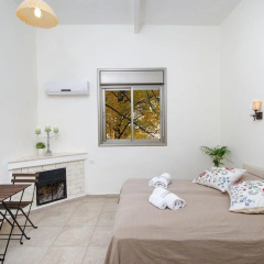 The Spirit Of Tzfat Villa thumbnail 2