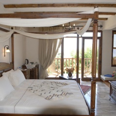 An Unspoilt Setting, Luxurious Surroundings and a Warm, Personal Welcome - Bild 5