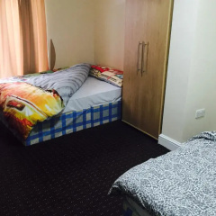 Woodlands Lodge Ilford thumbnail 35