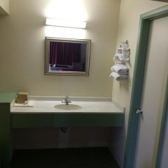 Super 7 Motel Sedalia thumbnail 11