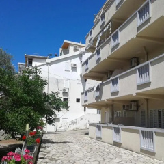Oro Apartments