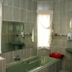 Sunset Ridge Guesthouse thumbnail 11
