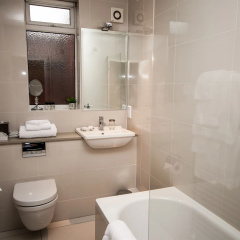 The Pillar Hotel thumbnail 9