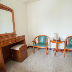 Chantai Hotel thumbnail 2