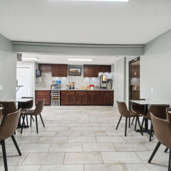 Super 8 by Wyndham Kenosha/Pleasant Prairie thumbnail 15