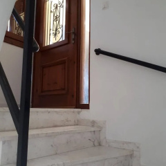 Antonia House thumbnail 16