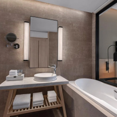 Four Points by Sheraton Phuket Patong Beach Resort