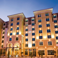 Avani Deira Dubai Hotel thumbnail 1