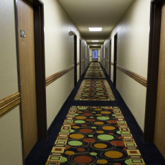 Econo Lodge Canton North thumbnail 8