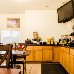 Econo Lodge Panguitch near Bryce Canyon thumbnail 18