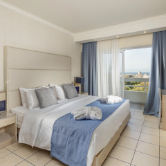 Athineon Hotel thumbnail 4