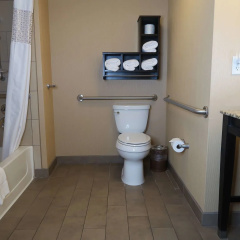 Hampton Inn & Suites Salinas thumbnail 9