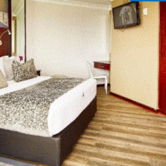 First Group The Palace All-Suite thumbnail 3