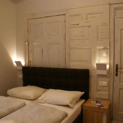 Tenement House thumbnail 30
