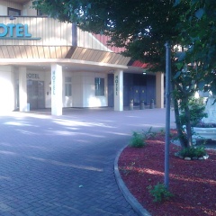 Best Living Hotel Arotel - Bild 1