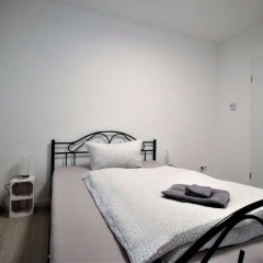 Spacious Design Apartments near Center - Bild 1
