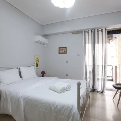 Chalandri, a newly renovated studio - Bild 2