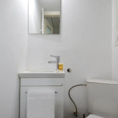 A spacious minimal apatment at Chalandri - Bild 6